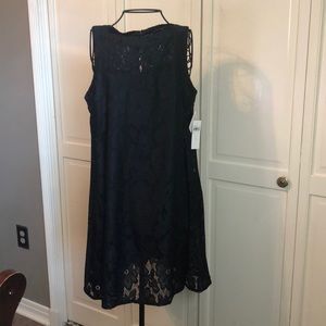 Donna Morgan navy sleeveless lace dress. NWT. Sz8